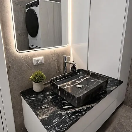 New Modern At Relux - Free Garage * Tirana